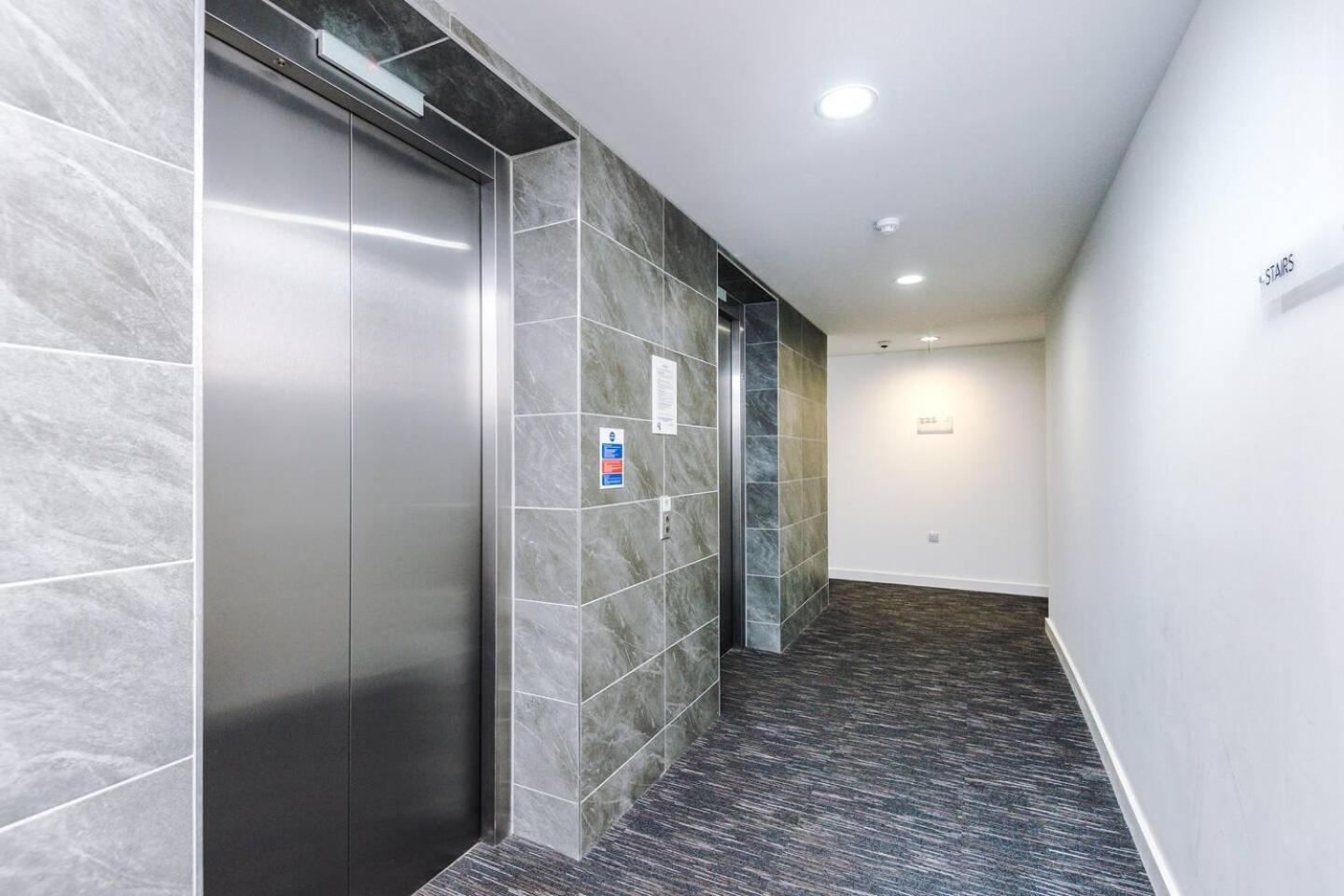 High Reviewed 1-Bed With Parking Central Location Liverpool Exterior photo