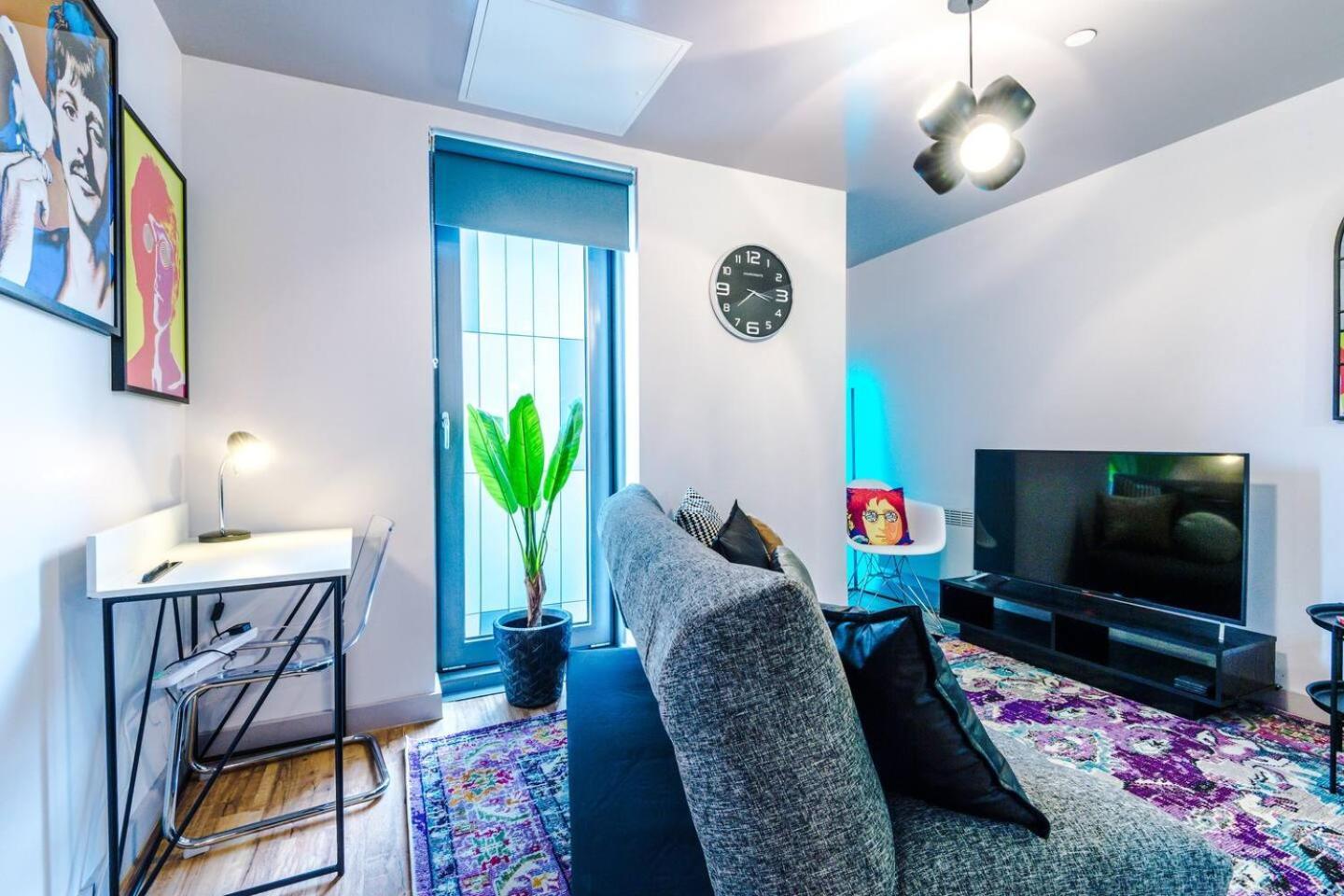 High Reviewed 1-Bed With Parking Central Location Liverpool Exterior photo